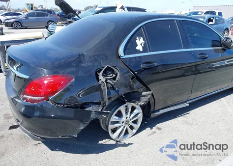 2019 Mercedes-Benz C 300 из США, поврежденный, VIN 55SWF8DBXKU308962